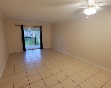 960 Lacosta Circle - Photo Thumbnail 1