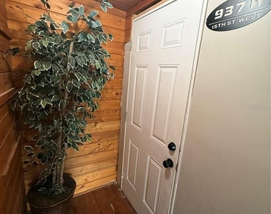 937 15th Street W - Photo Thumbnail 3