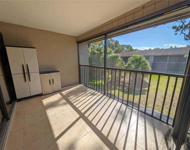 5657 Summer Side Lane - Photo Thumbnail 21