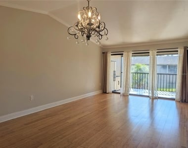 5657 Summer Side Lane - Photo Thumbnail 2