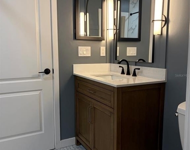 5828 Sandy Pointe Drive - Photo Thumbnail 28