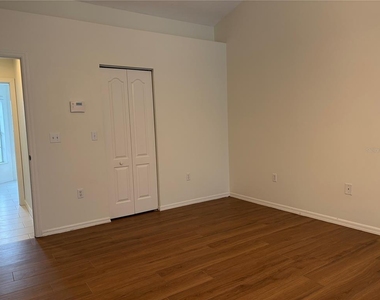 5828 Sandy Pointe Drive - Photo Thumbnail 34