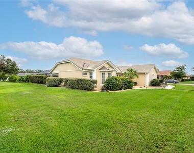 5828 Sandy Pointe Drive - Photo Thumbnail 40