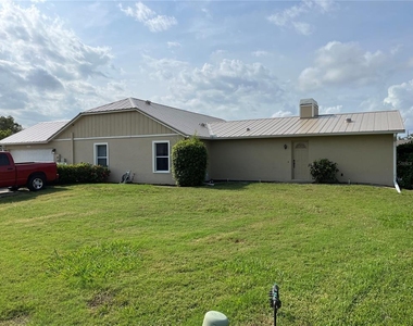 5828 Sandy Pointe Drive - Photo Thumbnail 49