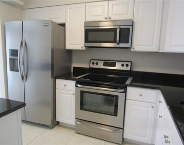 7304 W Country Club Drive N - Photo Thumbnail 1