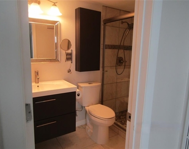 7304 W Country Club Drive N - Photo Thumbnail 3