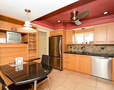 3804 Gulf Of Mexico Drive - Photo Thumbnail 7