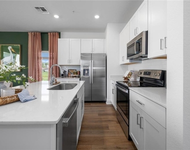 2500 Everson Street - Photo Thumbnail 3