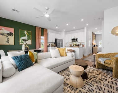 2480 Everson Street - Photo Thumbnail 8