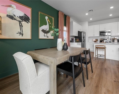 2480 Everson Street - Photo Thumbnail 6