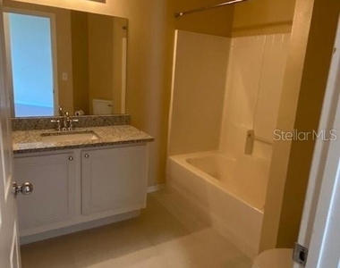 5552 Bentgrass Drive - Photo Thumbnail 7