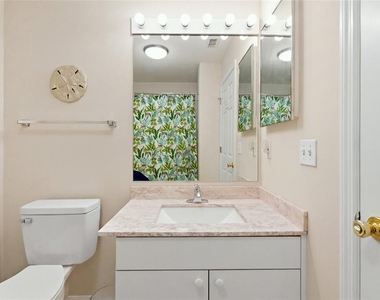 4244 Central Sarasota Parkway - Photo Thumbnail 11
