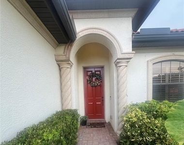 6232 25th Street E - Photo Thumbnail 2