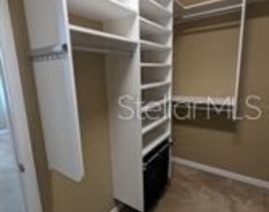 7810 Moonstone Drive - Photo Thumbnail 13