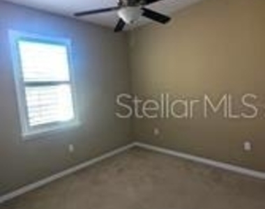 7810 Moonstone Drive - Photo Thumbnail 16