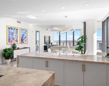 3101 Bayshore Boulevard - Photo Thumbnail 18