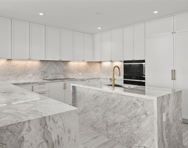 3101 Bayshore Boulevard - Photo Thumbnail 22