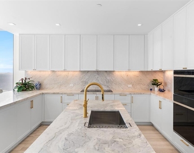 3101 Bayshore Boulevard - Photo Thumbnail 17