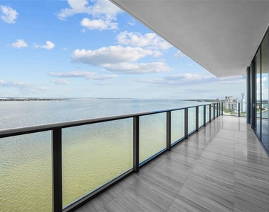 3101 Bayshore Boulevard - Photo Thumbnail 8