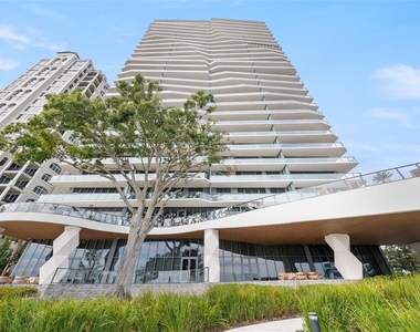 3101 Bayshore Boulevard - Photo Thumbnail 2