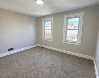 626 N Main Avenue - Photo Thumbnail 4