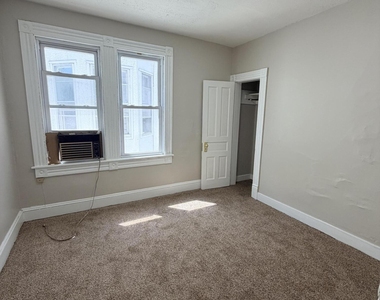 626 N Main Avenue - Photo Thumbnail 3