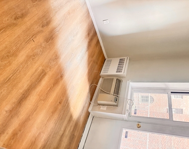 83-33 118th Street - Photo Thumbnail 3