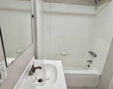 102 Delaware Avenue - Photo Thumbnail 7