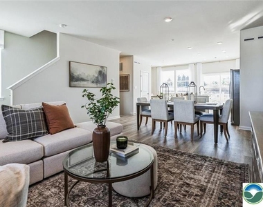 8344 Alexander Court - Photo Thumbnail 15
