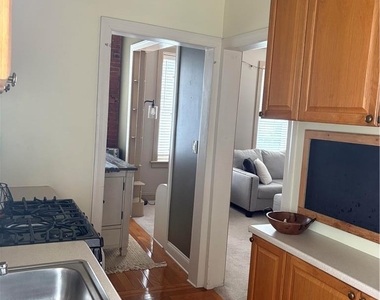21 E North Street - Photo Thumbnail 9