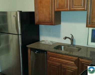 1324 W Broad Street - Photo Thumbnail 2