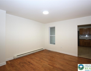 320 N Law Street - Photo Thumbnail 6