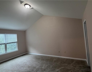 2288 Creekside Drive - Photo Thumbnail 18
