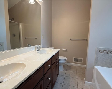 2288 Creekside Drive - Photo Thumbnail 19