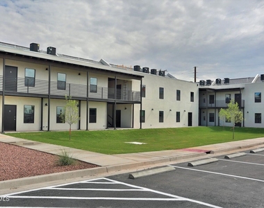 1061 Ranger Street - Photo Thumbnail 8
