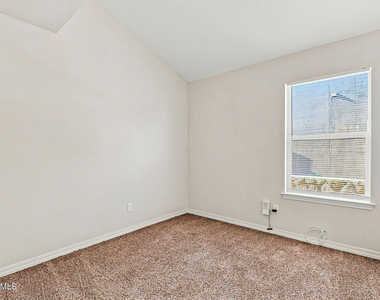 2100 Tim Foster Street - Photo Thumbnail 16