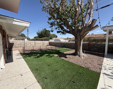 8500 Edgemere Boulevard - Photo Thumbnail 16