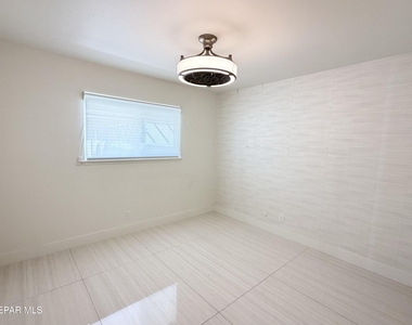 8500 Edgemere Boulevard - Photo Thumbnail 13