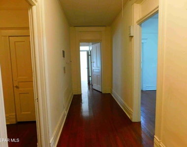 1024 Upson Drive - Photo Thumbnail 7