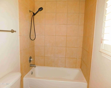 10021 Railroad Drive - Photo Thumbnail 43