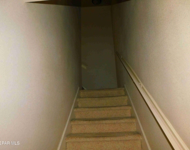 10021 Railroad Drive - Photo Thumbnail 22