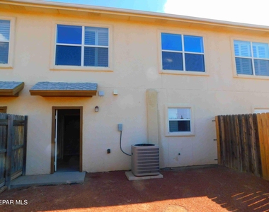 10021 Railroad Drive - Photo Thumbnail 21