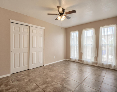 3232 Slocum Street - Photo Thumbnail 12