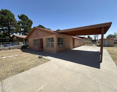 8920 Kenneth Street - Photo Thumbnail 6