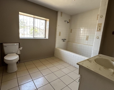8920 Kenneth Street - Photo Thumbnail 11