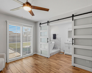 10713 Eagle Pass Lane - Photo Thumbnail 16