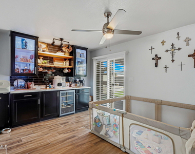 10713 Eagle Pass Lane - Photo Thumbnail 11