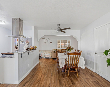 10713 Eagle Pass Lane - Photo Thumbnail 5