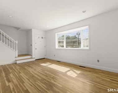 6-6 Van Buskirk Avenue - Photo Thumbnail 2