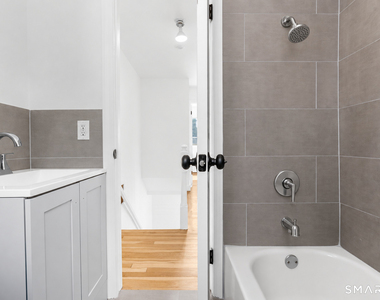 6-6 Van Buskirk Avenue - Photo Thumbnail 15